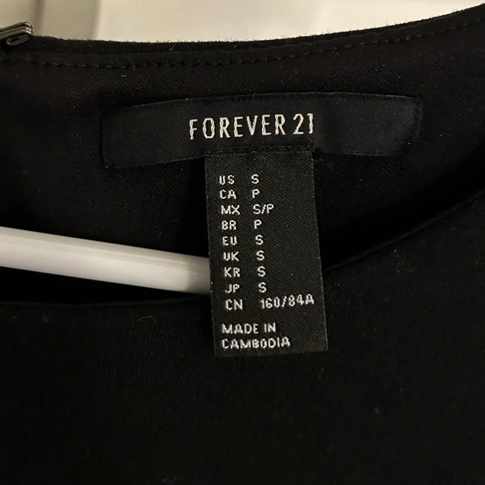 Forever 21 | NWOT Sleeveless Bodycon Cutout Dress - Picture 13 of 14